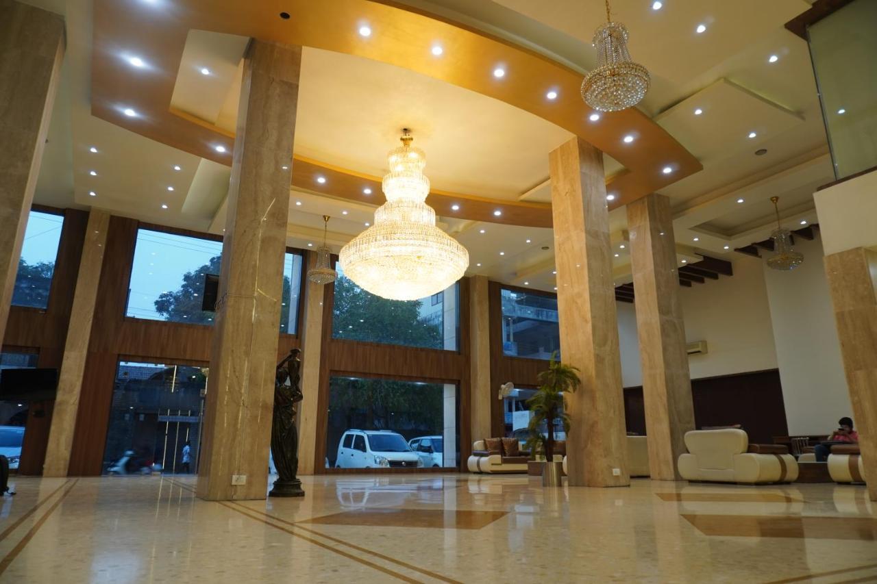 Hotel The Evergrand Palace Rajkot Εξωτερικό φωτογραφία
